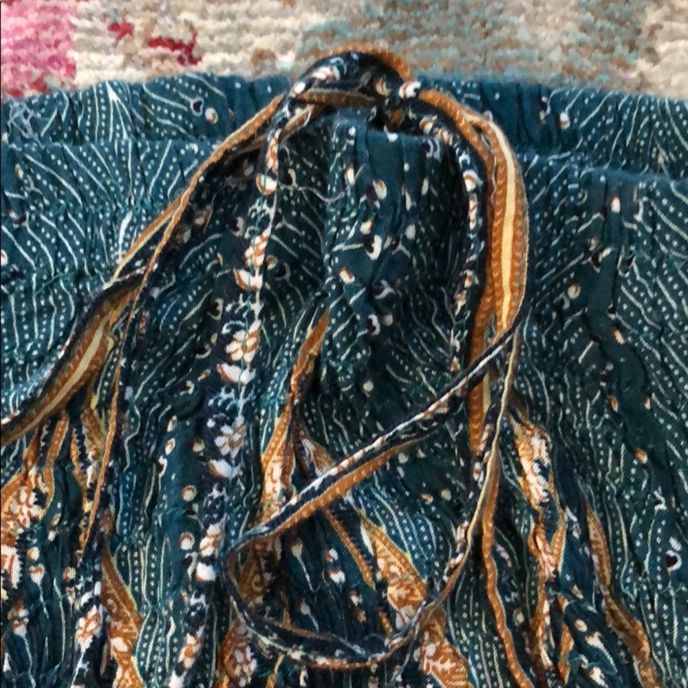 Comfy Pattern Pants - Picture 4 of 4